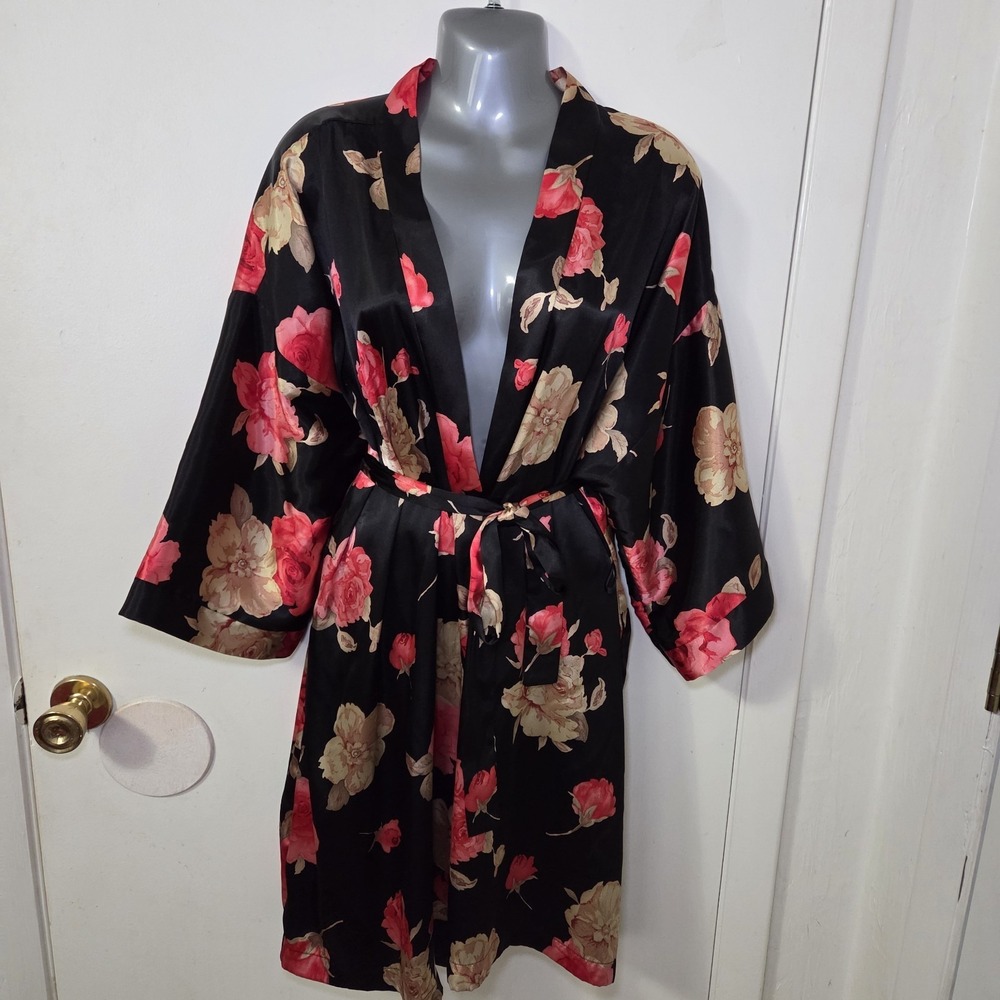 L.A. Intimates XL Floral Satin Kimono Robe Black Pink Belted‎